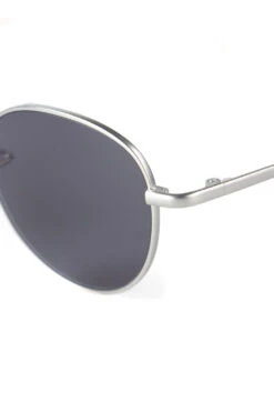 Eis - Sunglasses - Matte Silver -Menswear Rise Sales Store Buddy Optical eis Sunglasses Matte Silver 0 35