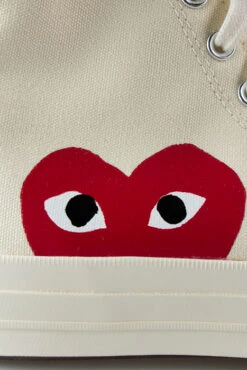 Comme Des Garçons Play Off-White Converse - Half Heart Chuck 70 High Sneakers -Menswear Rise Sales Store Comme Des Garcons Play Off White Converse Half Heart Chuck 70 High Sneakers 150205C K112 001 2 03