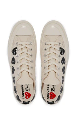 Comme Des Garçons Play Off-White Converse - Multiple Black Hearts Chuck 70 Low Sneakers -Menswear Rise Sales Store Comme Des Garcons Play Off White Converse Multiple Black Hearts Chuck 70 Low Sneakers AZ K126 001 2 04
