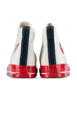 Comme Des Garçons Play Off-White Converse - Red Sole Chuck 70 High Sneakers -Menswear Rise Sales Store Comme Des Garcons Play Off White Converse Red Sole Chuck 70 High Sneakers AZ K124 001 2 12
