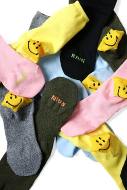 144 Yarns SUPER-DRY IVY HEEL-SMILIE Socks - In 6 Color Choices