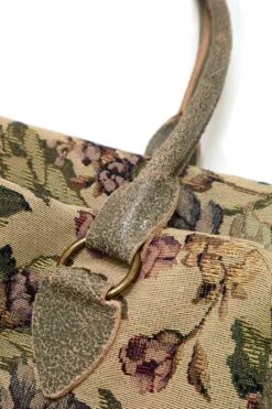 Gobelin Flower FARGO Bag (Small) - Sandbeige 7 Gobelin Flower FARGO Bag (Small) - Sandbeige -Menswear Rise Sales Store Kapital Gobelin Flower FARGO Bag Small Sandbeige K2311XB548 SEB noe 03